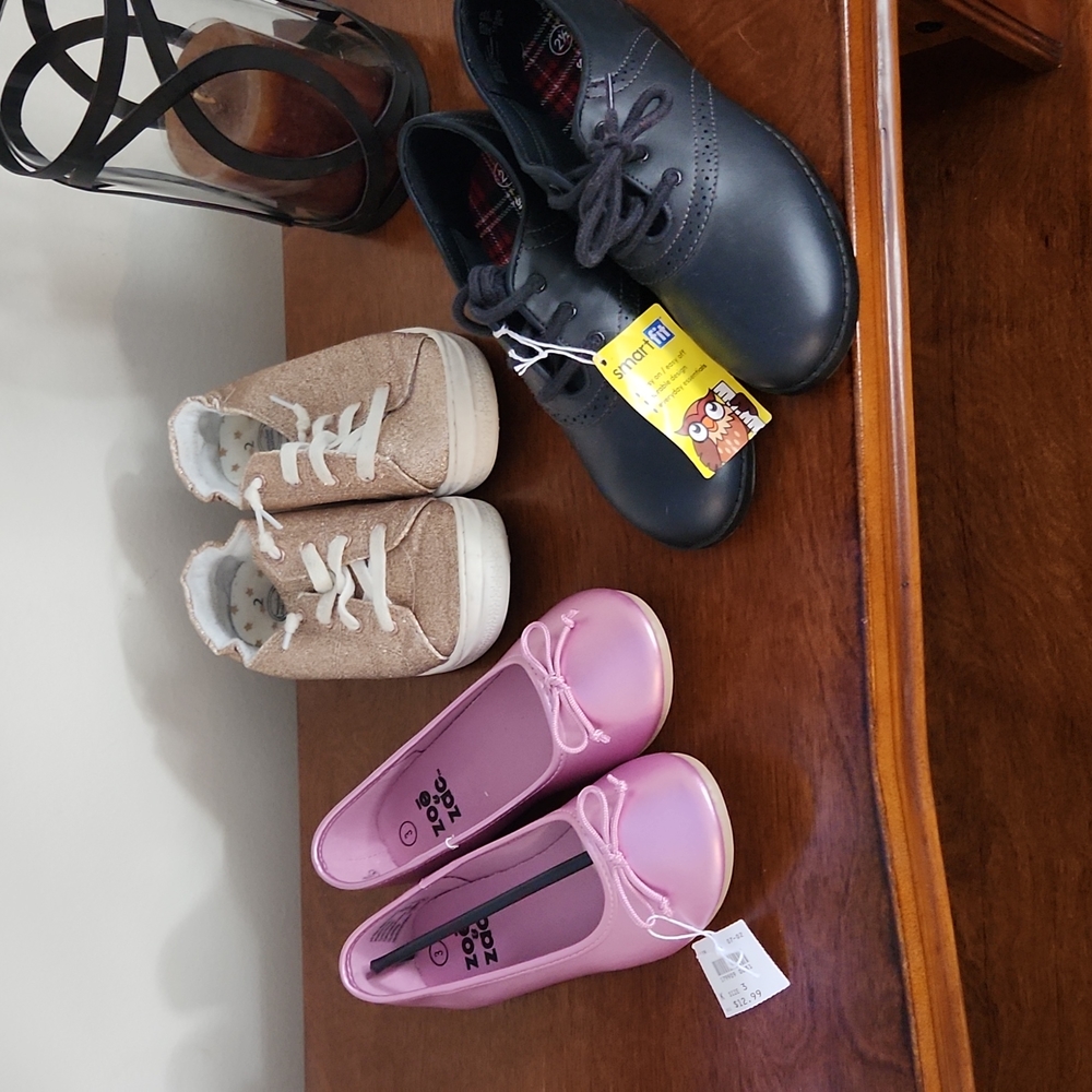Girls shoe lot
